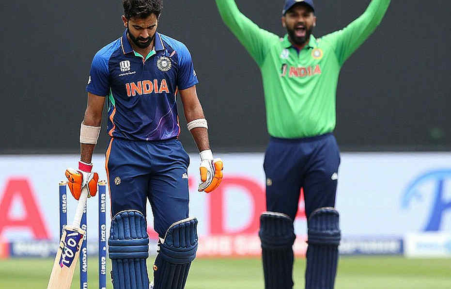 ব্লকচেইনে ক্রিকেটের নতুন অধ্যায়: এশিয়ার ফ্র্যাঞ্চাইজি বাজারে ডেটা ও মালিকানার লড়াই