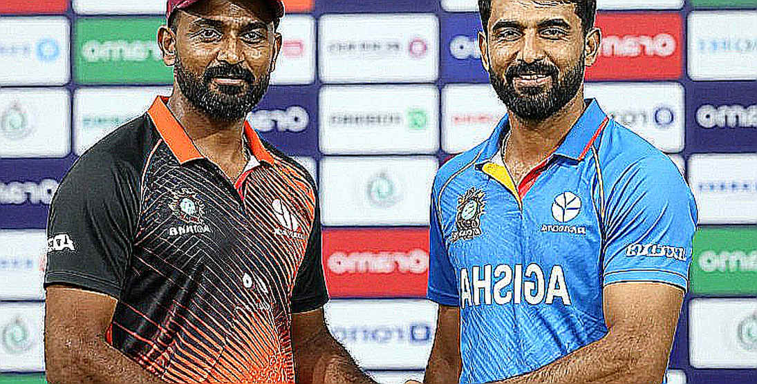 অ্যাশেজের নীরব ওভার: গোলাপি বলের আলোয় যে ফিসফিস স্কোরকার্ড ওঠে না